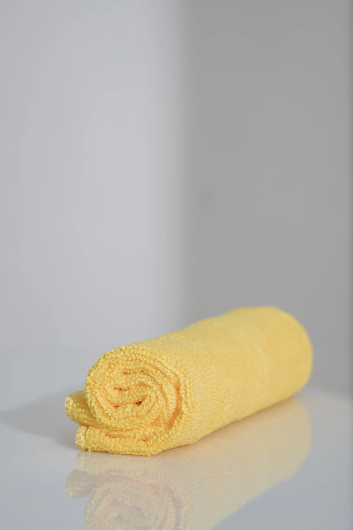 Blooms & Blends Home: Toalla